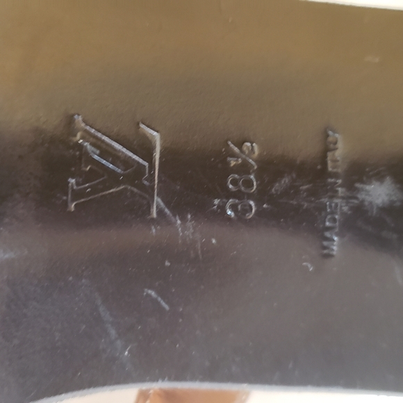 Louis Vuitton leather sandals - Picture 6 of 7